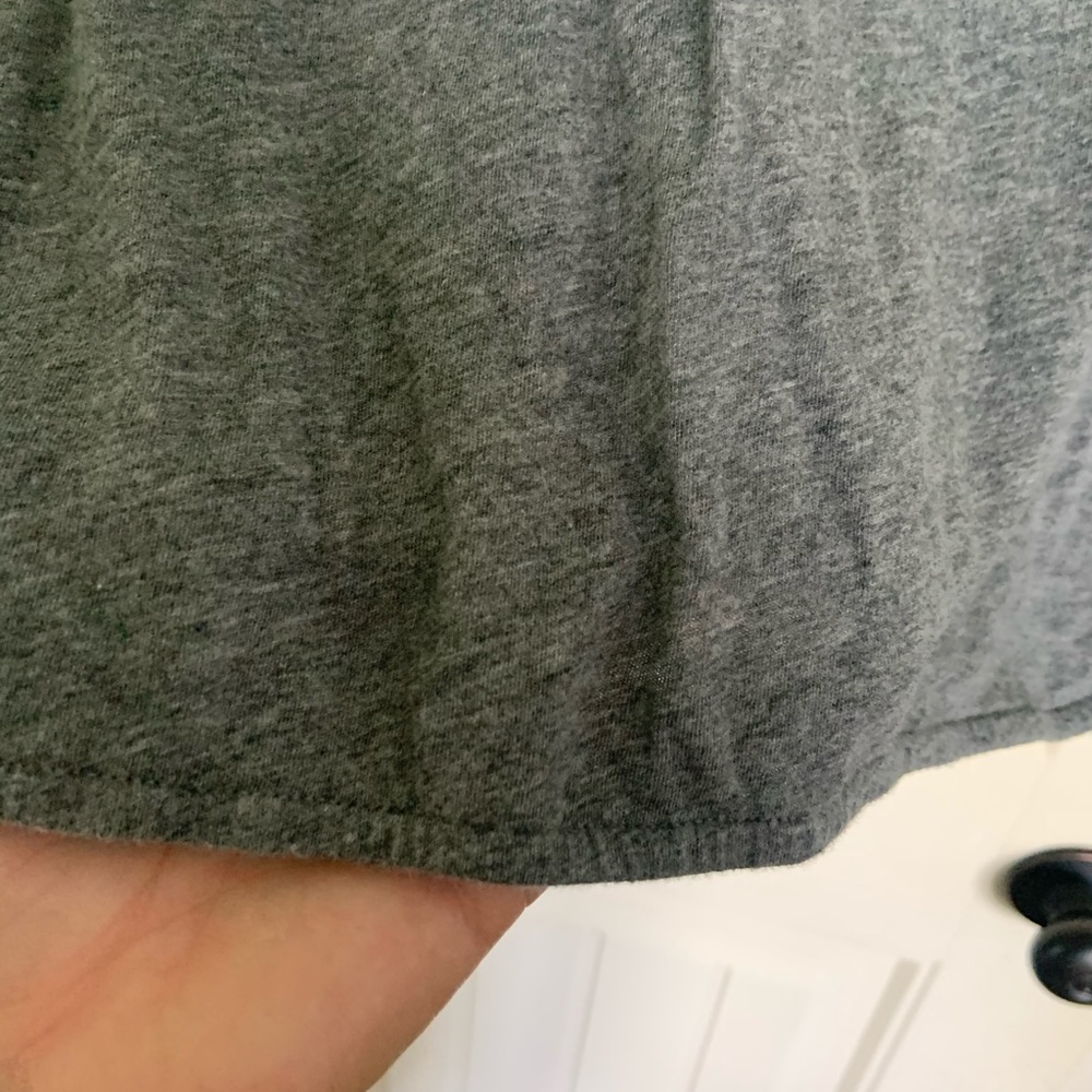 Loft Gray Tank - Picture 5 of 6